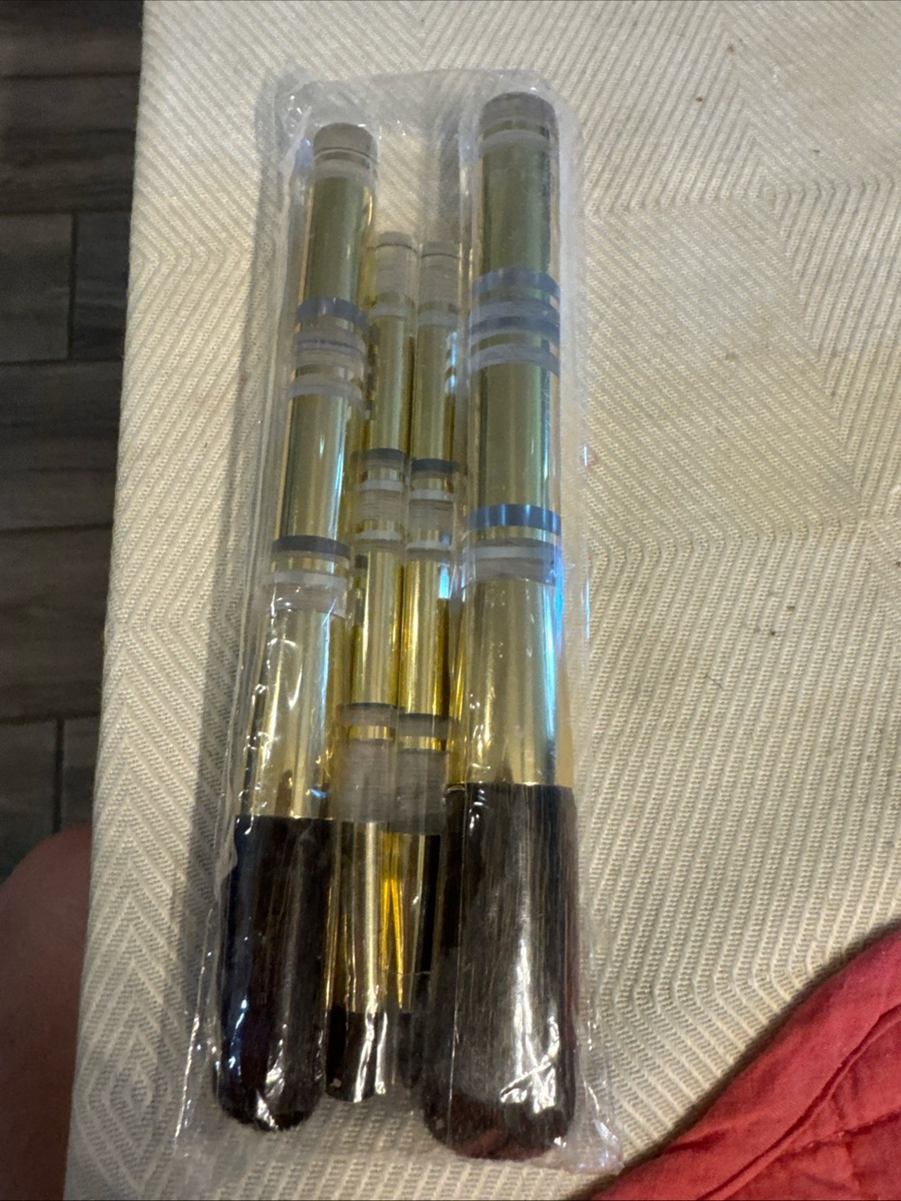 Gold Handle Makeup Brush Set with Dark Bristles
